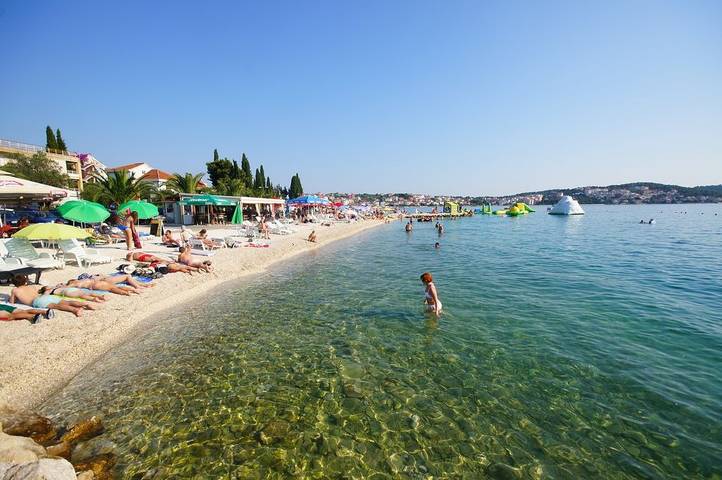Gîte pour 6 personnes, avec terrasse à Trogir - 4