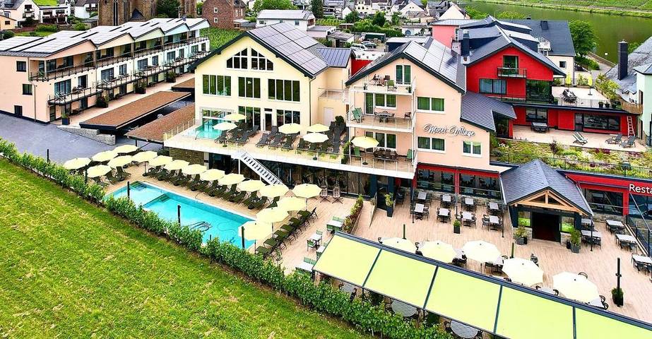 Ferienanlage für 5 Personen, mit Pool und Balkon sowie Sauna und Ausblick in Rheinland-Pfalz - 2