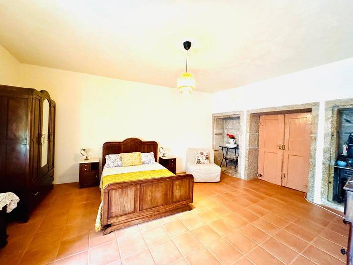 Location de vacances pour 3 personnes, avec vue ainsi que jardin et terrasse, animaux acceptés à Vila Flor - 3
