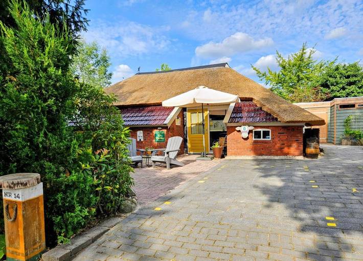 Ferienwohnung für 3 Personen, mit Terrasse und Garten