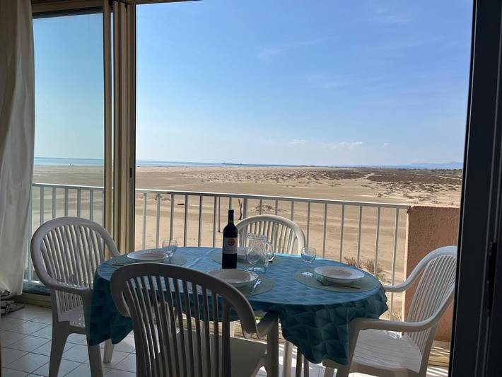Ferienwohnung für 6 Personen, mit Balkon und Pool in Les Ayguades