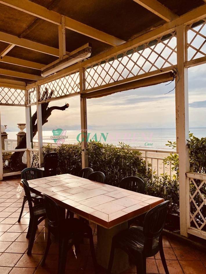 Vakantiewoning voor 6 personen, met Terras en Tuin in San Vincenzo