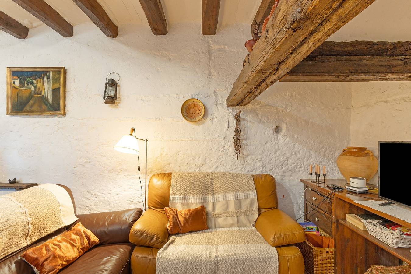 Casa rural 'Emilli' con vistas a la montaña, Wi-Fi y aire acondicionado in Gelida, Interior de Barcelona
