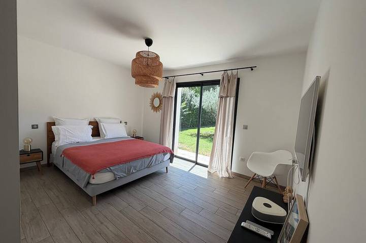 Location de vacances pour 6 personnes, avec Terrasse et Jardin à Ventabren - 2