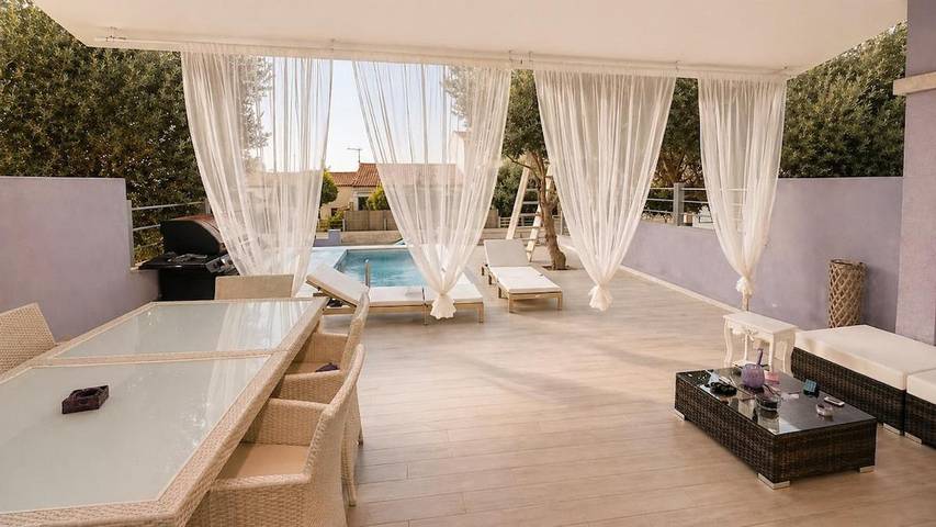 Casa de vacaciones para 6 personas, con jardín y piscina, Se admiten mascotas - 1