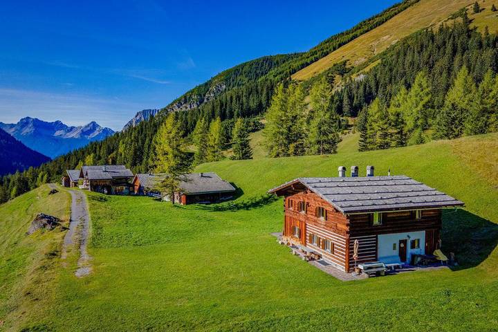 Ferienwohnung für 10 Personen, mit Terrasse und Garten