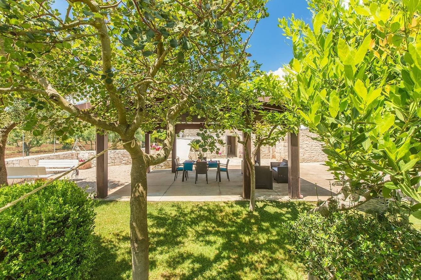 Casa vacanza per 4 persone con giardino in San Michele Salentino, Salento