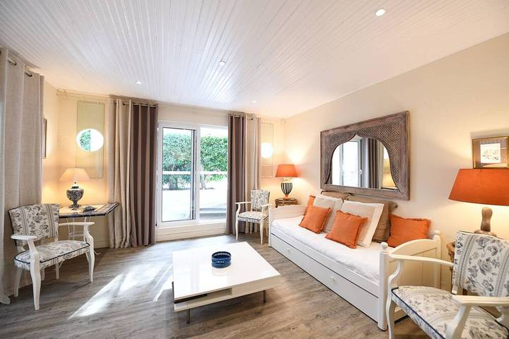 Villa pour 6 personnes, avec jardin et terrasse à Calvi