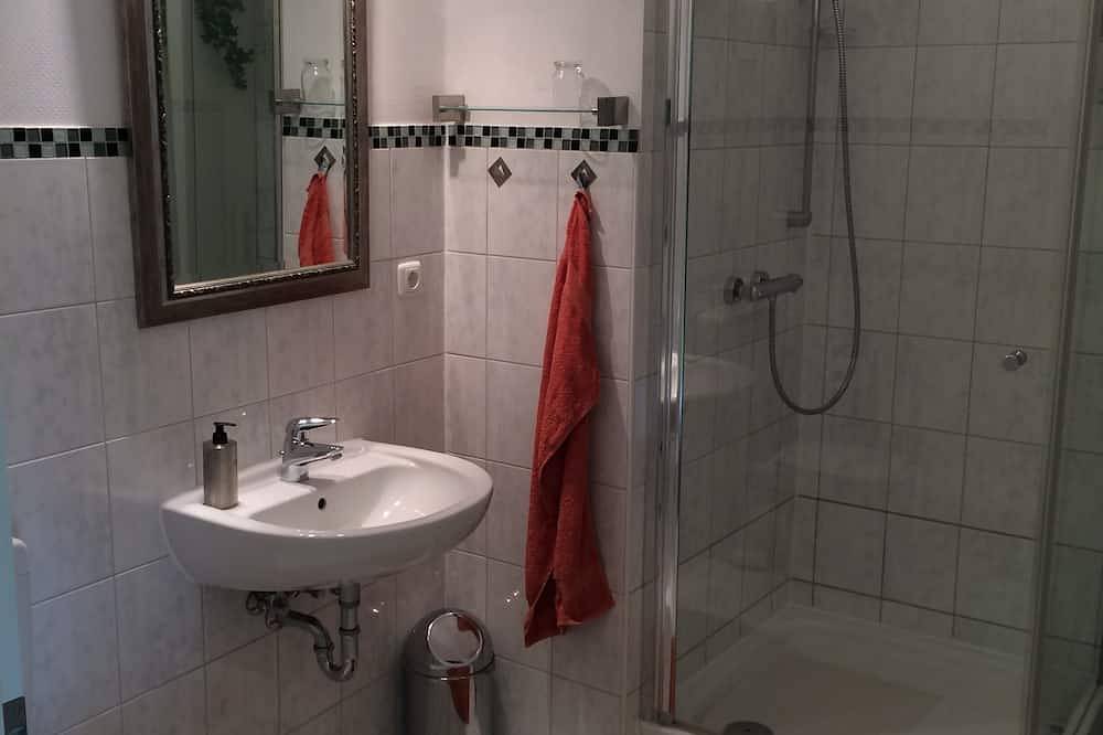 Ganze Wohnung, Ferienwohnung im Turm in Lehmkuhlen, Südliche Ostseeküste