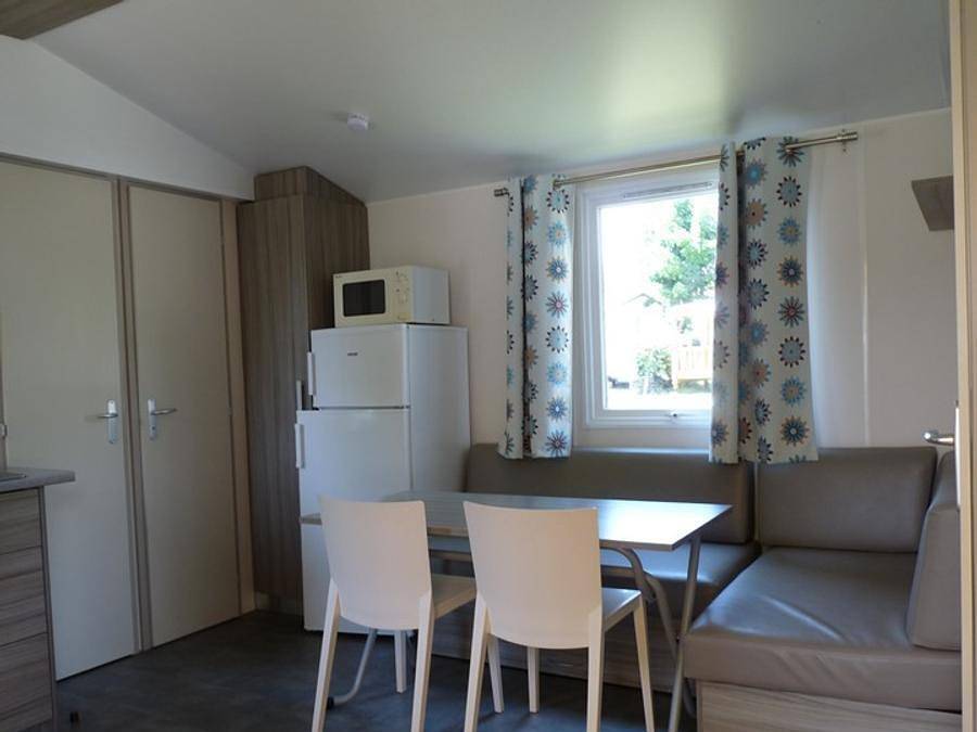 Camping Paradis Aloé - Mobilhome 4 personnes - Confort in Médis, Côte de Beauté