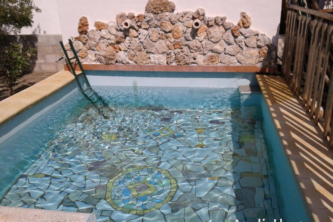 Camelia villa , Torre Pali, with little swimming pool in Torre Pali, Salve