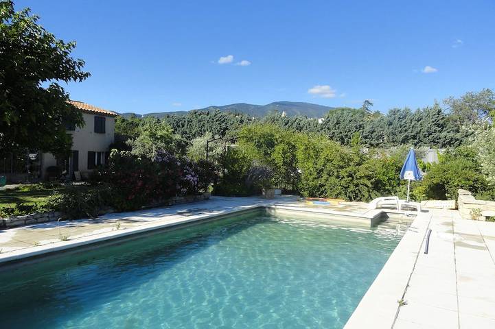 A 600m du village , gîte entièrement rénové, tout confort, animal accepté in Bédoin, Parc naturel régional du Mont-Ventoux
