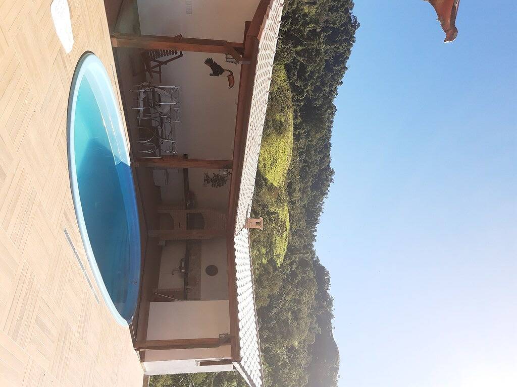 Jede schöne Landschaft mit Pool in Paraty, Costa Verde (Rio de Janeiro)