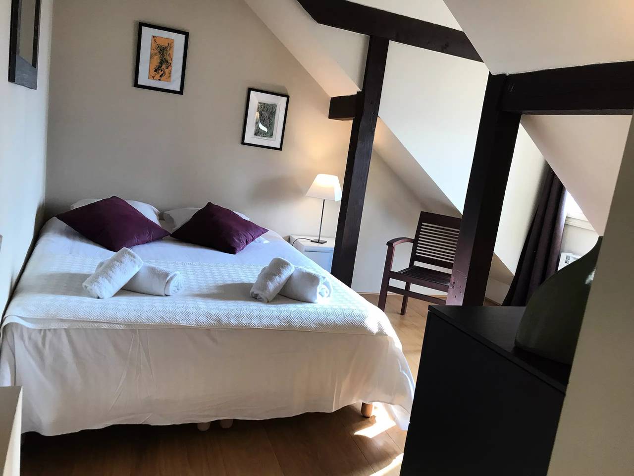 Apartamento entero, Pueblo Tallories - Le Loft du Manoir con vista al lago in Talloires-Montmin, Región de Annecy