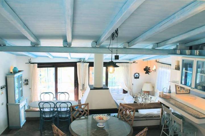 Luxus-Villa am Meer: ein Juwel Set in der Bucht von Cala Caterina, Villasimius in Cala Caterina, Cagliari Provinz