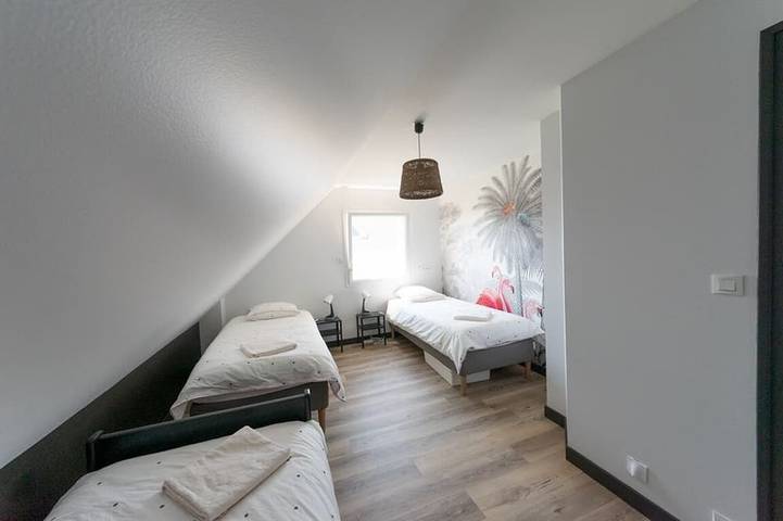 Charmant gîte de 10 personnes avec Spa, à 700 mètres de la plage! in Porspoder, Région de Brest