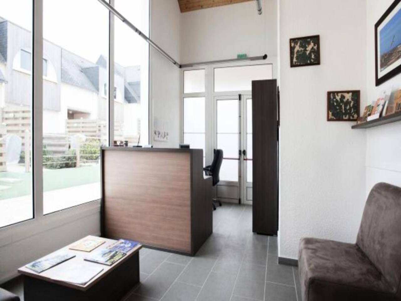 Entire apartment, “Large” 3-room apartment for 5 people in Larmor-Baden, Côte des Mégalithes