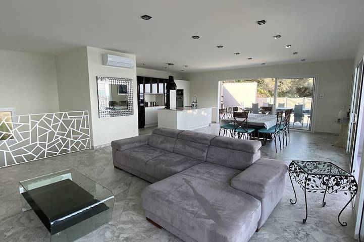 Location de vacances pour 12 personnes, avec jardin ainsi que sauna et terrasse, animaux acceptés à Villanova - 2