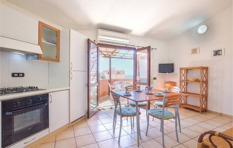 Apartamento vacacional entero, Apartamento de vacaciones con vistas al mar - 700m de la playa in Torre dei Corsari, Arbus (Municipio)