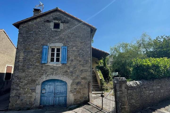 Location de vacances pour 6 personnes, avec Terrasse et Jardin à Sainte-Eulalie-de-Cernon