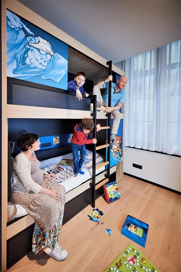 Hôtel pour 6 personnes, avec Terrasse ainsi que Sauna et Vue à Anderlecht