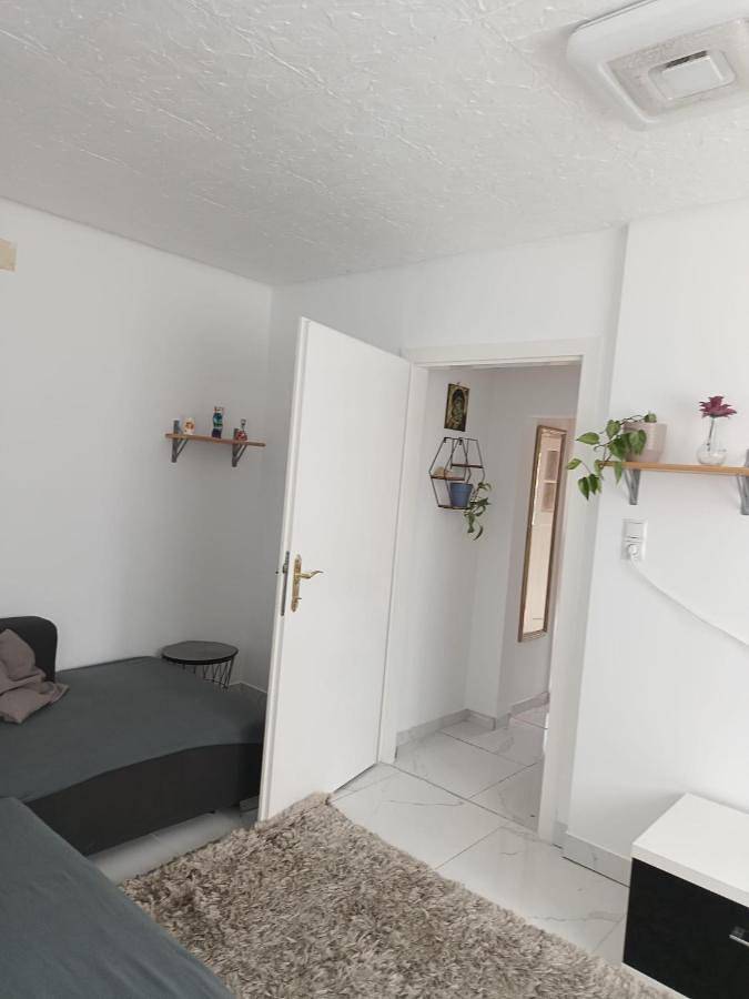 Two-Bedroom House in Wien, Donau Niederösterreich