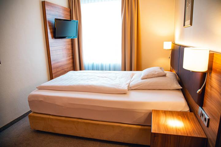 Hotel für 2 Personen, mit Sauna und Whirlpool, mit Haustier in Einbeck - 3