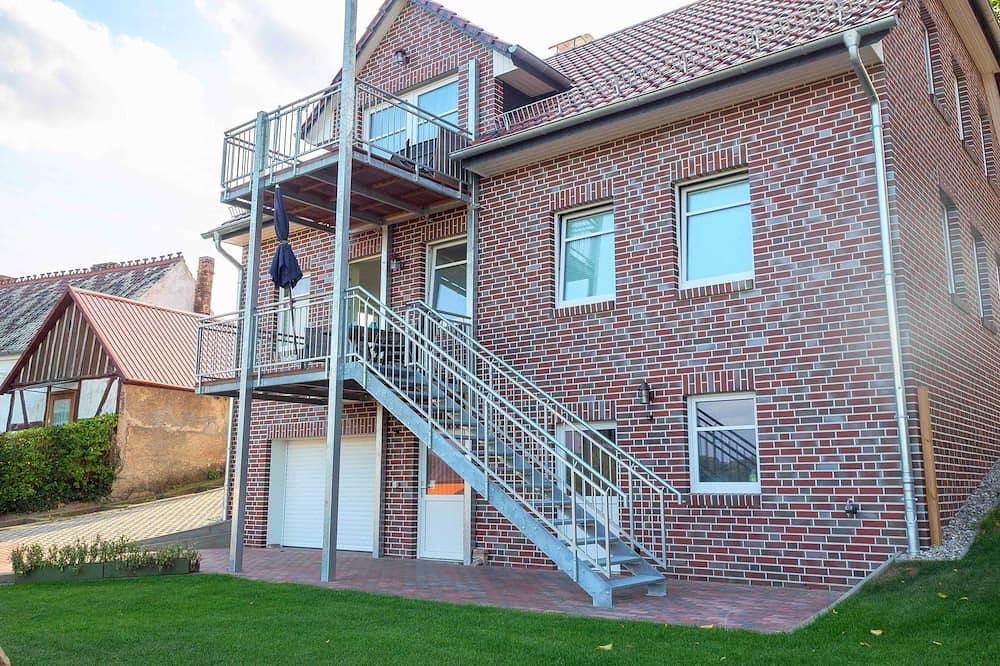 Ganze Wohnung, Ferienwohnung mit Seeblick - Ferienwohnung in Flecken Zechlin, Rheinsberg
