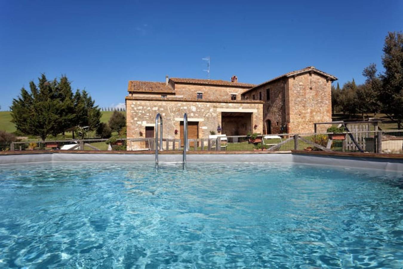 Villa 'La Memoria Del Tempo' met privézwembad, wifi en airconditioning in San Giovanni d'Asso, Montalcino