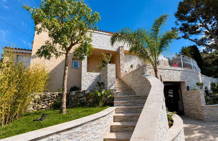 Villa pour 8 personnes, avec vue et jardin à Bandol - 2