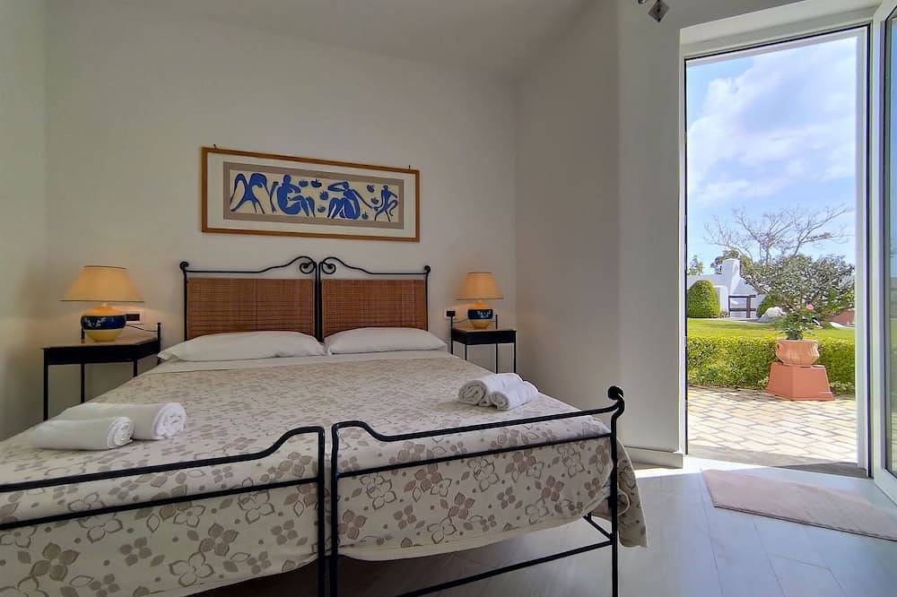 Exclusiveholiday Ischia panoramic villa with Jacuzzi pool in Lacco Ameno, Ischia
