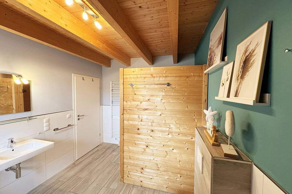Mr: Ferienhaus Ilsebill mit Sauna, Kamin & Hafenblick - Ferienhaus Ilsebill mit in Gager, Mönchgut