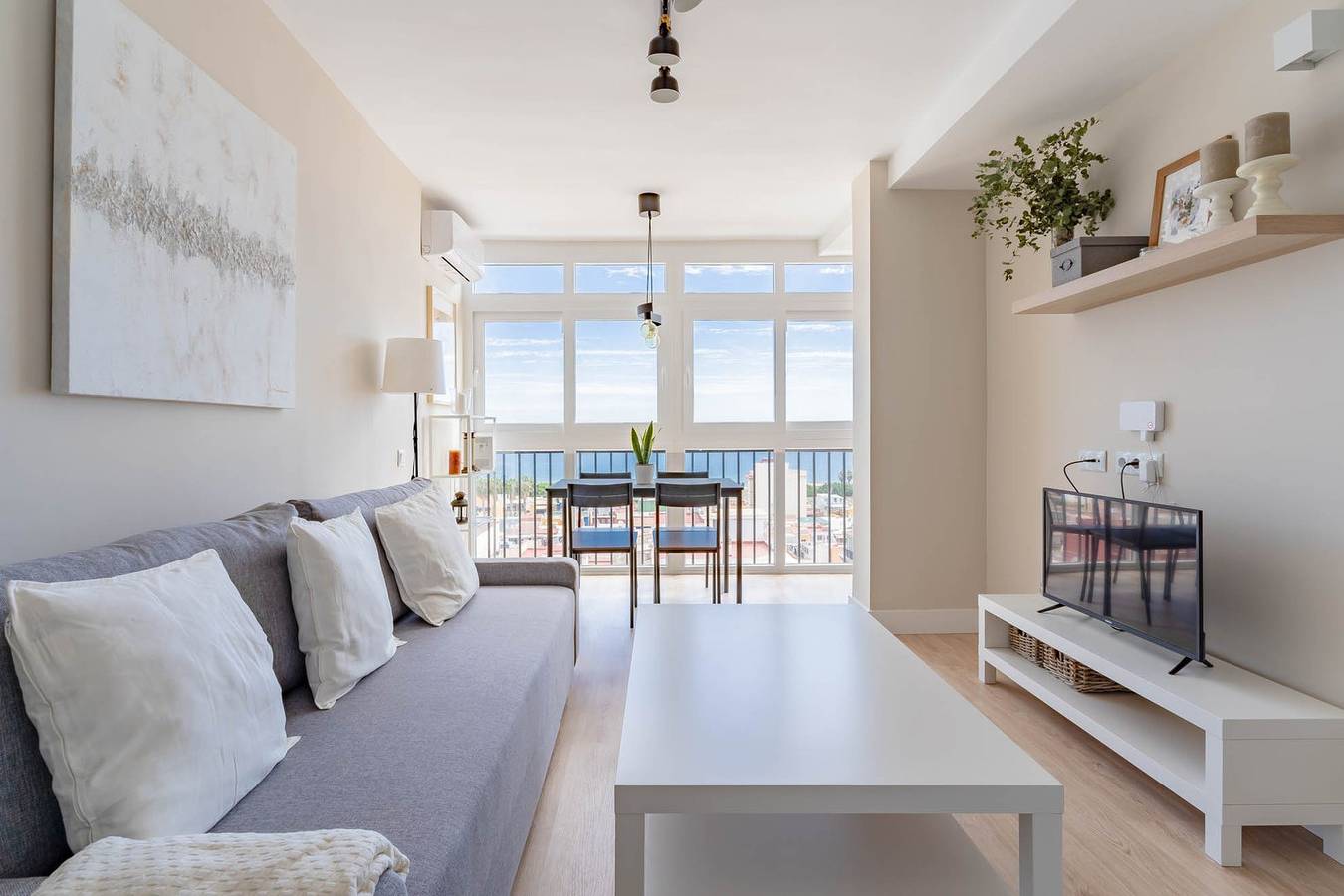 Apartamento entero, Guestready - Apartamento con vista al Mar Malaga in El Palo (Málaga), Málaga