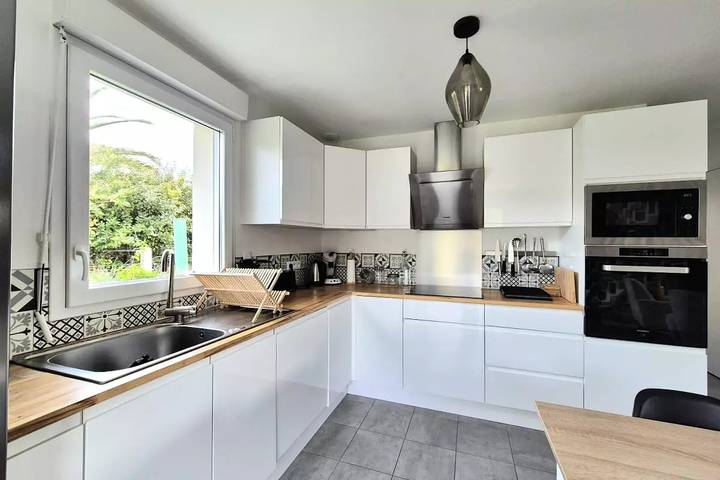 Location de vacances pour 9 personnes, avec jardin à Hirel - 4