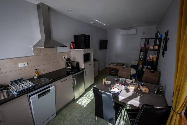 Location de vacances pour 5 personnes, avec terrasse et jardin, animaux acceptés à Civaux - 4