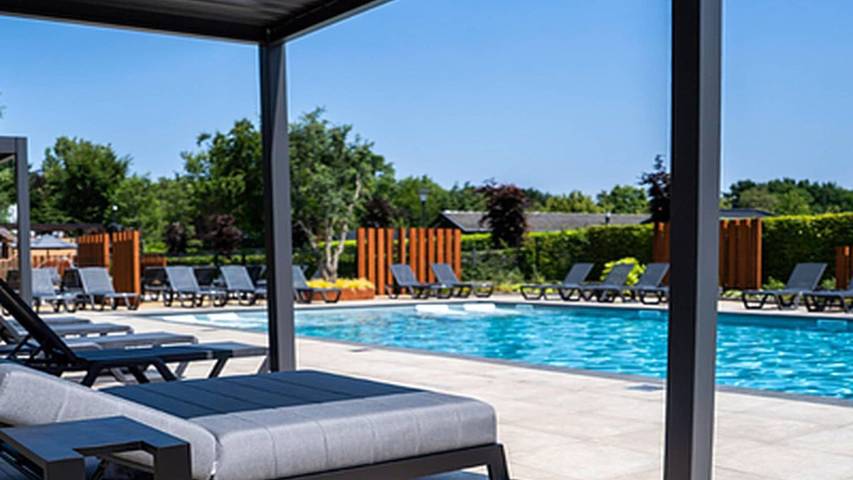 Chalet voor 5 personen, met tuin en zwembad in Veldhoven