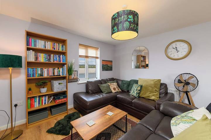Apartment for 4 people in Cardiff Bay