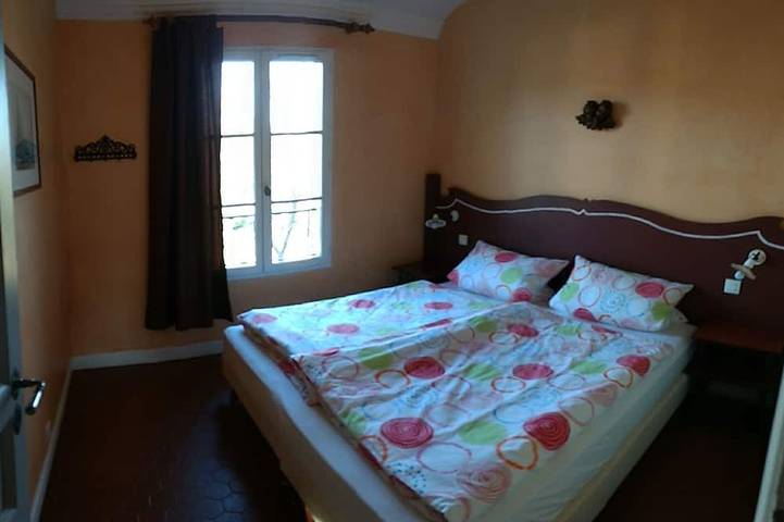 Ferienpark für 6 Personen, mit Whirlpool und Garten sowie Balkon und Pool, mit Haustier in der Provence - 3