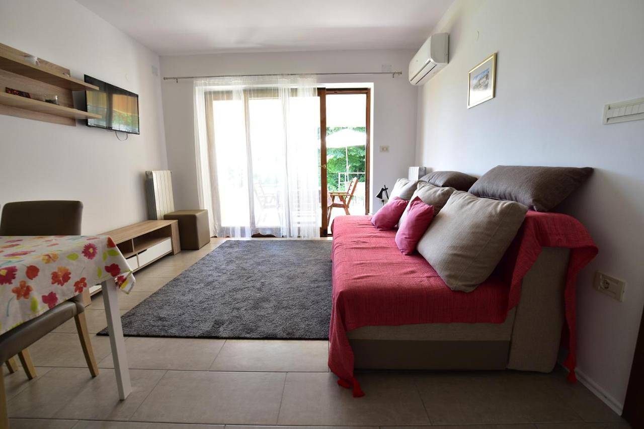 Apartments and Room in Nature Setting in Matulji, Općina Matulji