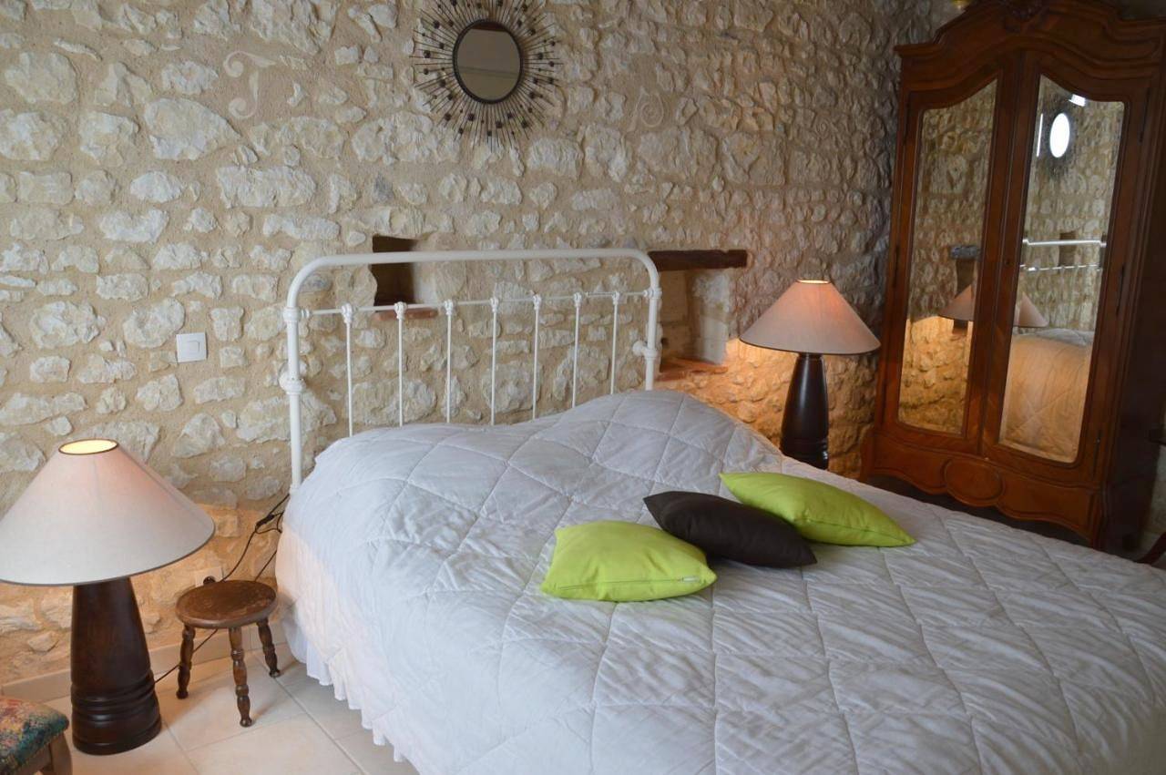 Three-Bedroom House in Cussay, Région de Loches