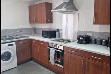 Holiday Letting for 7 People in Liverpool, Merseyside, Photo 2