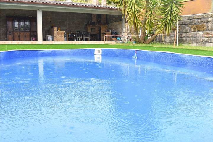Casa rural para 7 personas, con piscina y jacuzzi además de piscina para niños y jardín en Penafiel - 2