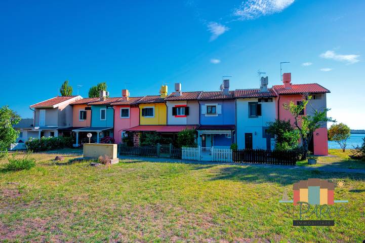 Holiday apartment for 4 people, with garden and pool as well as view - 1