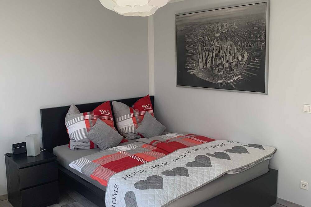 Ganze Wohnung, Sauerlandblick - Appartement/ Fewo Wickede - Studio-Appartement in Wickede, Wickede (Ruhr)