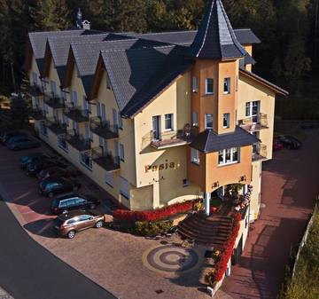 Chambre d’hôte pour 4 personnes, avec bassin pour enfant et piscine ainsi que sauna et jardin à Świeradów-Zdrój