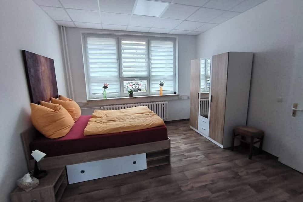Ganze Wohnung, Ferienwohnung am Englischen Garten in Meiningen, Werratal