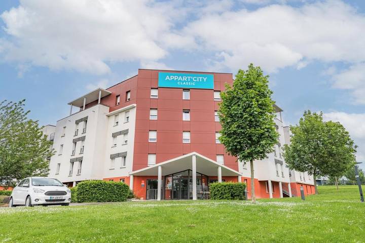 Appart’hôtel pour 2 personnes, avec jardin et terrasse, animaux acceptés