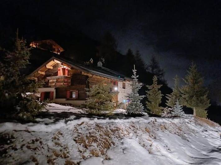 Chalet per 5 persone, con giardino e balcone a Livigno
