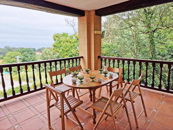 Casa rural para 8 personas, con Balcón y Terraza además de Jardín y Vistas en Val de San Vicente - 2