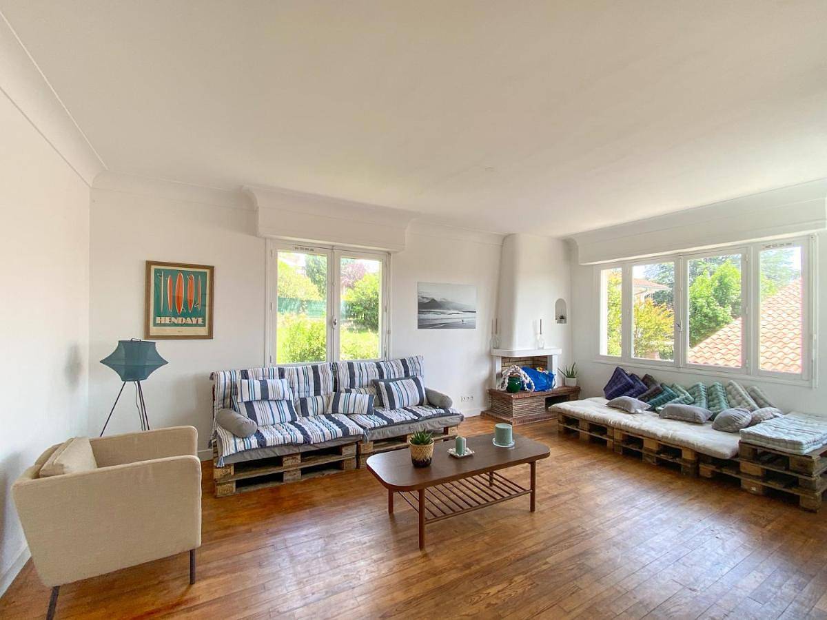Six-Bedroom House in Bidart, Région de Bayonne